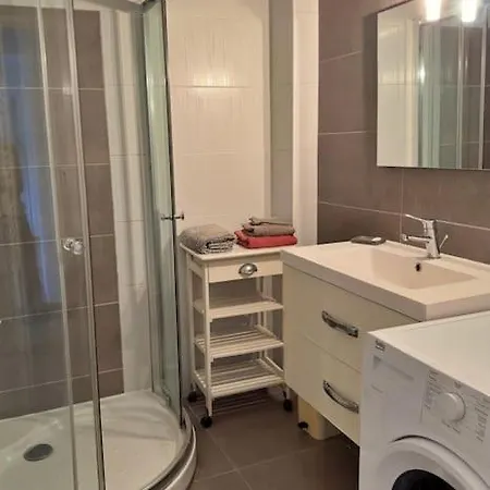 Apartamento T2 -4 Pers- Rez-de-jardin Proche -3 étoiles-